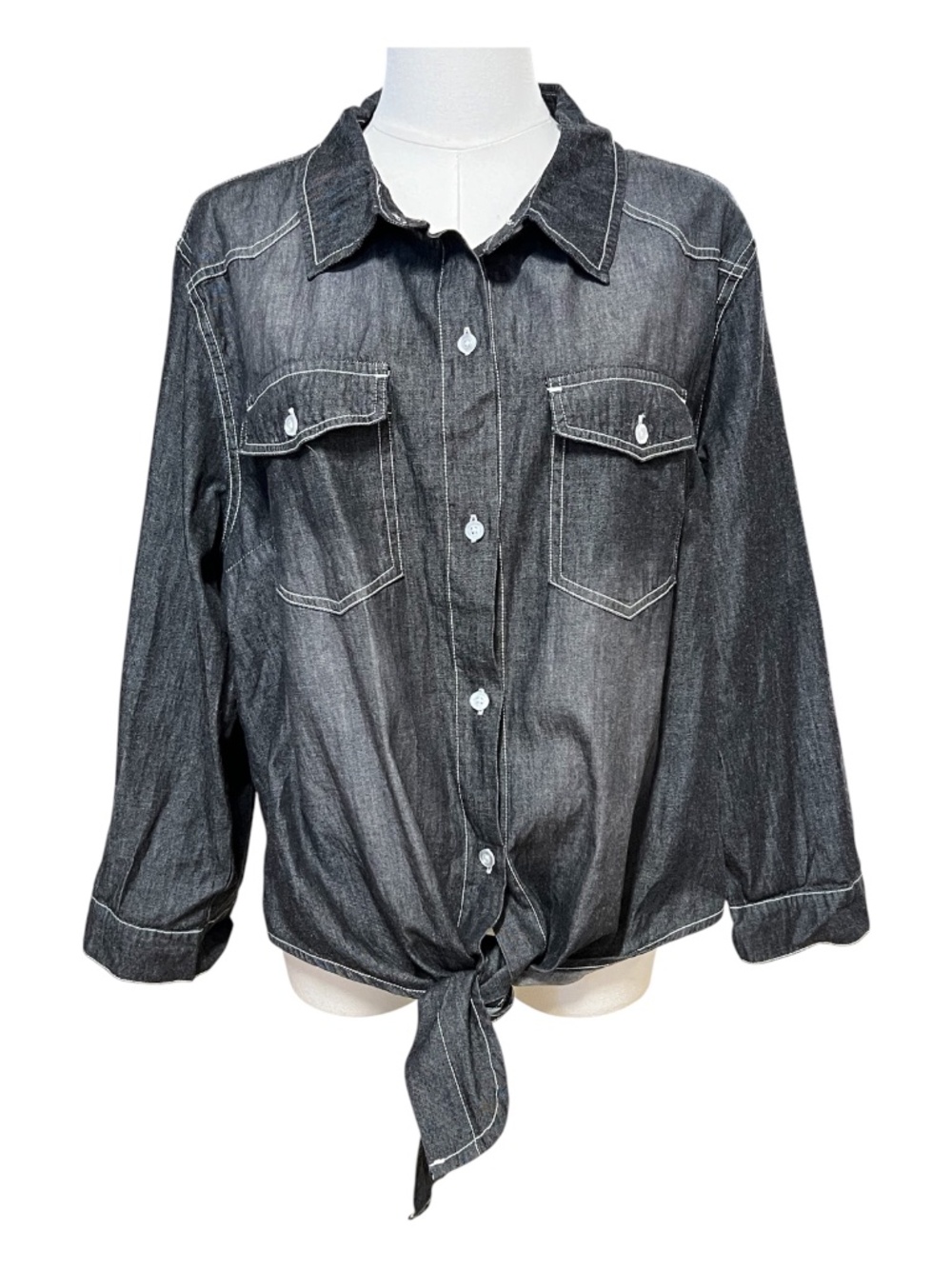 EUC Luvamia Chambray Tie Front Button Up Shirt | Size XL